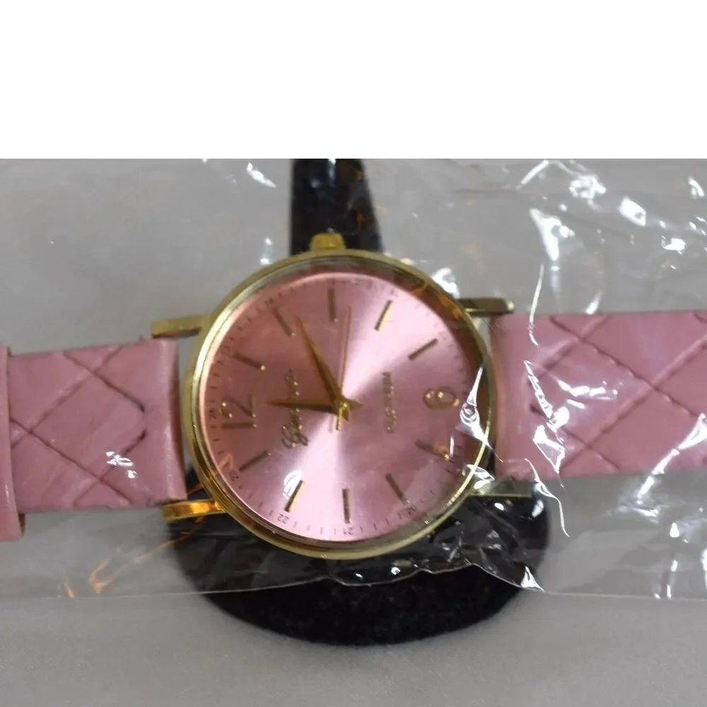 NIP Geneva Platinum Lovely Pretty Quilted 8